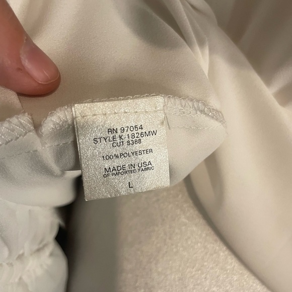 Krisa Women’s White One long sleeve, one flutter sleeve Blouse, small, NWT - Picture 7 of 7